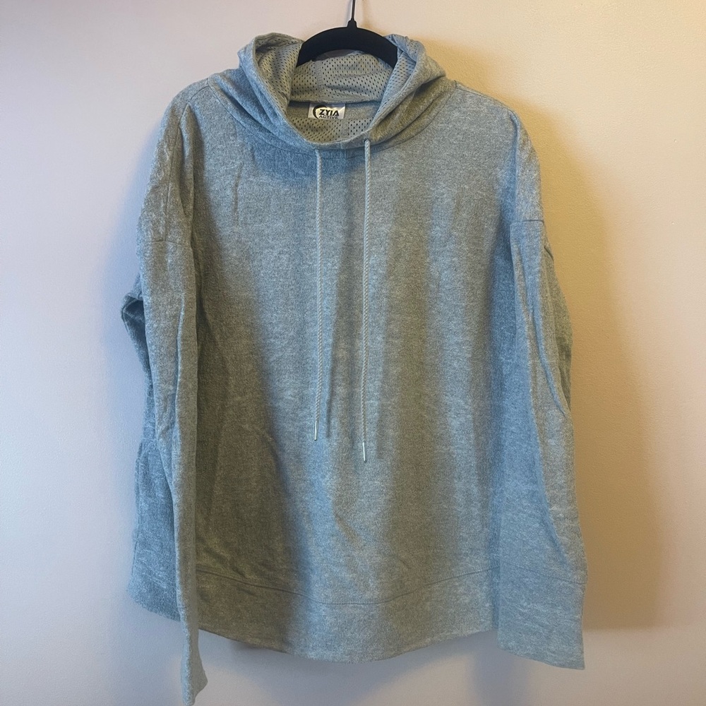 ZYIA: Light Grey Drawstring Hoodie, S
